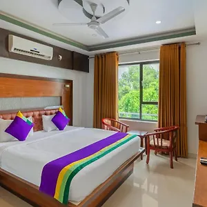 Hotel Treebo Premium Palmyra Milford, 2 Km From Alleppey